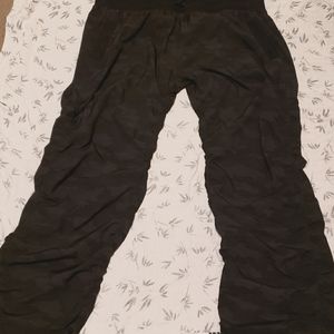 Size 3XL track pants